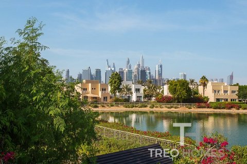 4 bedrooms Villa in Meadows, UAE No. 183051 21
