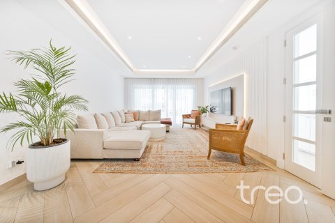 6 bedrooms Villa in Arabian Ranches, UAE No. 183050 4