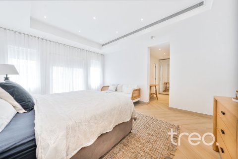 6 bedrooms Villa in Arabian Ranches, UAE No. 183050 16