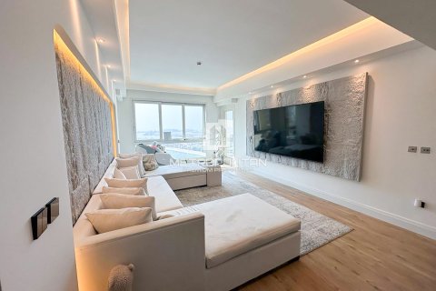 3 bedrooms Apartment No. 129853 2