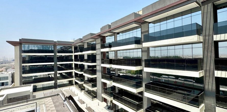 Appartement de 3 chambres à Dubai, UAE No. 103442