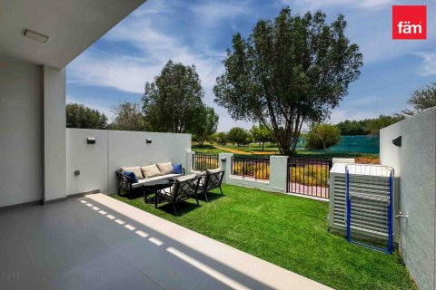 Villa de 4 dormitorios en Dubai, UAE No. 103441 21