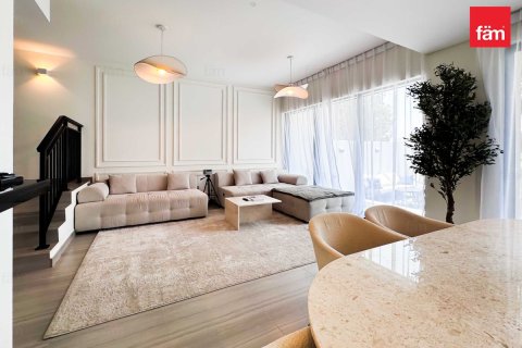 Villa de 4 dormitorios en Dubai, UAE No. 103441 4