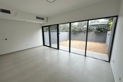 2 bedrooms Townhouse in Tilal City, UAE No. 195030 20