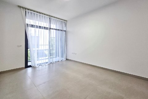 2 bedrooms Townhouse in Tilal City, UAE No. 195030 11