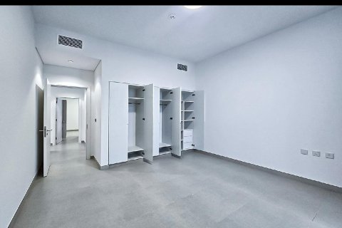 2 bedrooms Townhouse in Tilal City, UAE No. 195030 12