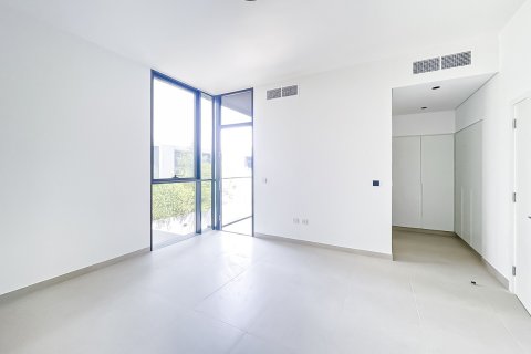 2 bedrooms Townhouse in Tilal City, UAE No. 195030 8