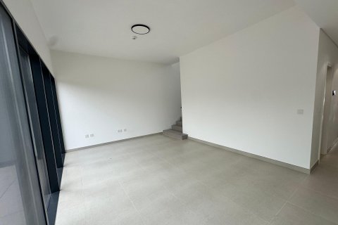 2 bedrooms Townhouse in Tilal City, UAE No. 195030 4