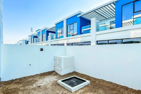 4 bedrooms Townhouse in Damac Lagoons, UAE No. 195027 3