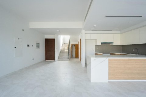 4 bedrooms Townhouse in Dubai Land, UAE No. 195031