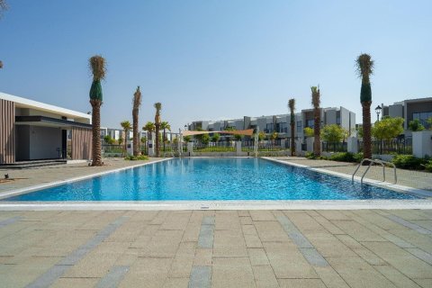 4 bedrooms Townhouse in Dubai Land, UAE No. 195031 4