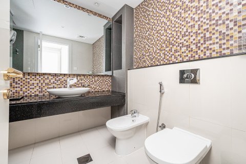 2 bedrooms Apartment in Downtown Dubai (Downtown Burj Dubai), UAE No. 195028 9