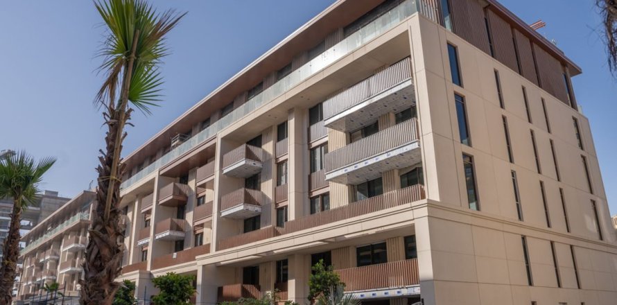 Apartment de 2 dormitorios en Umm Suqeim, UAE No. 198288