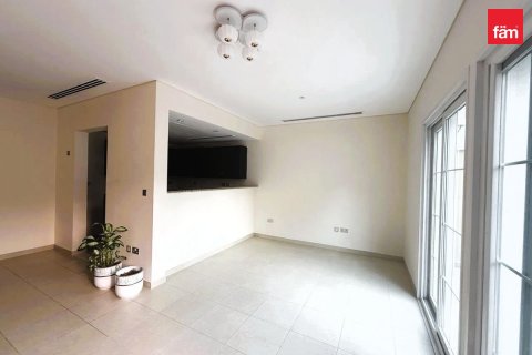 2 bedrooms Villa in Dubai, UAE No. 198644 10