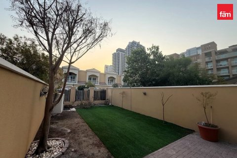 2 bedrooms Villa in Dubai, UAE No. 198644 12
