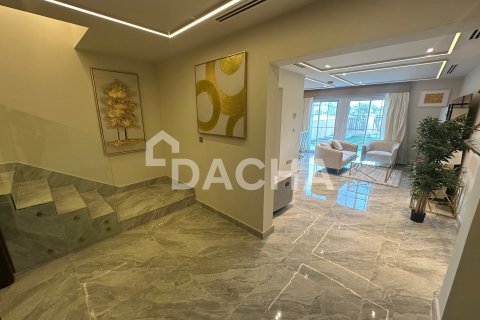 2 bedrooms Townhouse in Jumeirah Village Triangle, UAE No. 165683 3