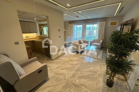 2 bedrooms Townhouse in Jumeirah Village Triangle, UAE No. 165683 4