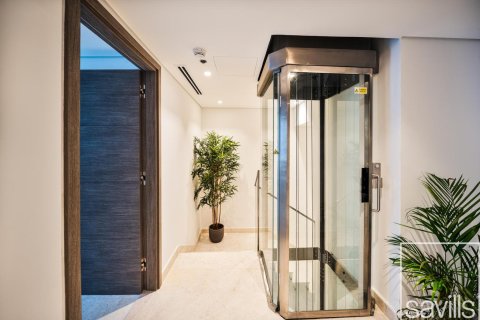 Квартира с 4 спальнями в Бизнес-Бэй, ОАЭ №136526 14