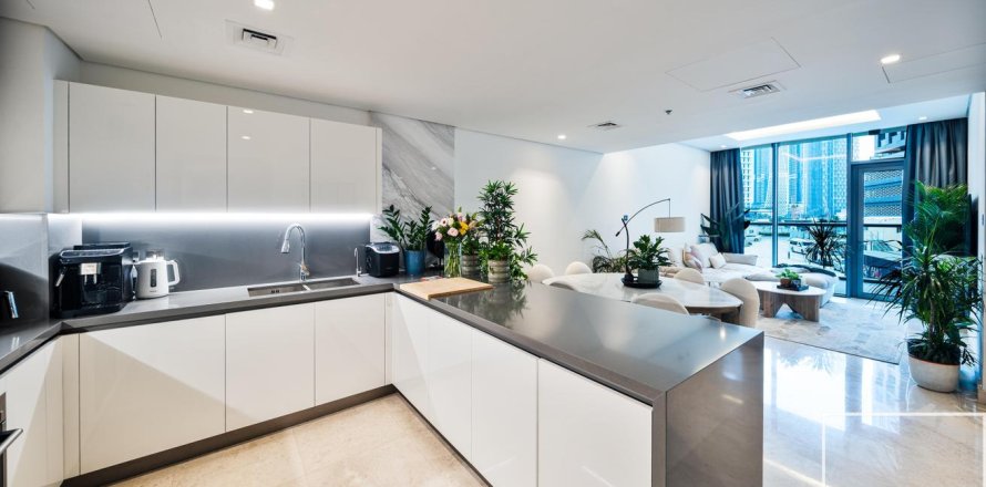 Квартира с 4 спальнями в Бизнес-Бэй, ОАЭ №136526