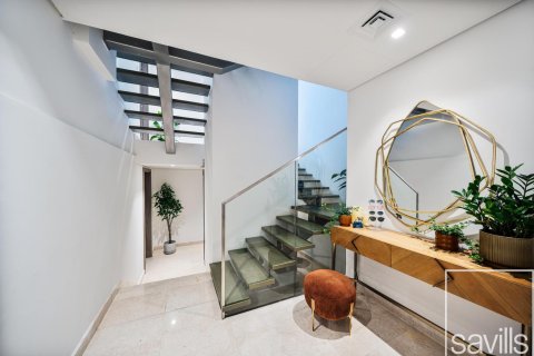 Квартира с 4 спальнями в Бизнес-Бэй, ОАЭ №136526 12