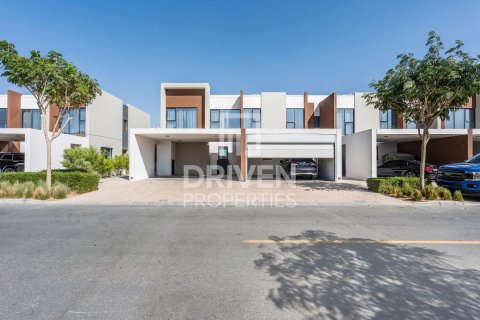 4 bedrooms Townhouse in Villanova, UAE No. 200497 25