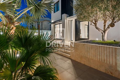 7 غرفة نوم فيلا في Umm Al Sheif Villas, الإمارات العربية المتحدة رقم 200498 29