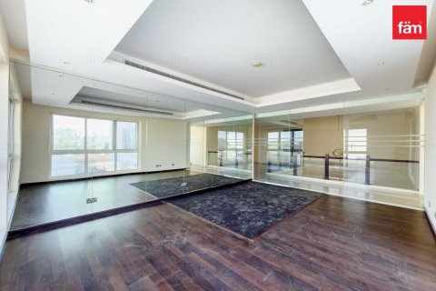 5 bedrooms Villa in Al Barsha, UAE No. 142657 9