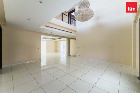 5 bedrooms Villa in Al Barsha, UAE No. 142657 7