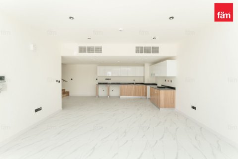 Townhouse de 3 dormitorios  No. 111900 10