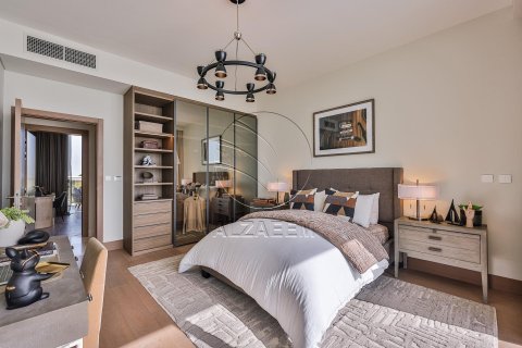 7 bedrooms Villa in Abu Dhabi, UAE No. 91327 13