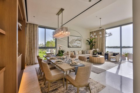7 bedrooms Villa in Abu Dhabi, UAE No. 91327 25