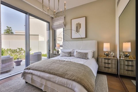 7 bedrooms Villa in Abu Dhabi, UAE No. 91327 21