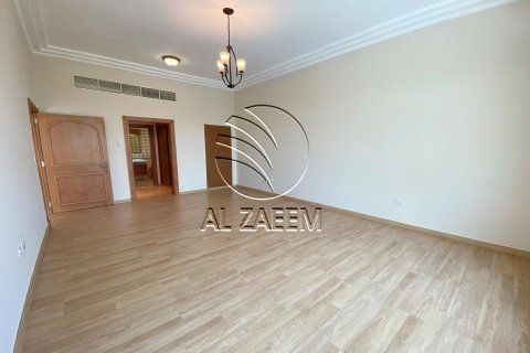 4 bedrooms Villa in Marina Village, UAE No. 91330 19