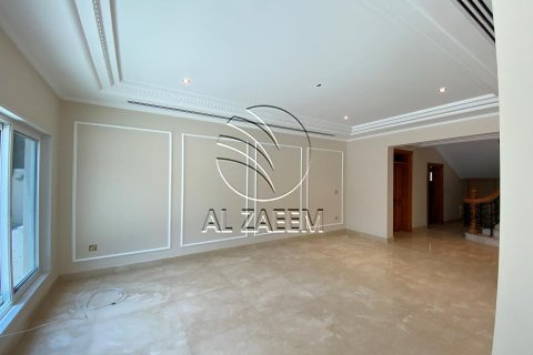 4 bedrooms Villa in Marina Village, UAE No. 91330 8