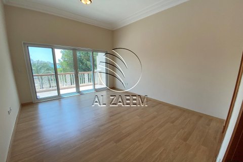 4 bedrooms Villa in Marina Village, UAE No. 91330 4