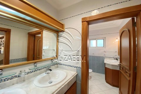 4 bedrooms Villa in Marina Village, UAE No. 91330 15