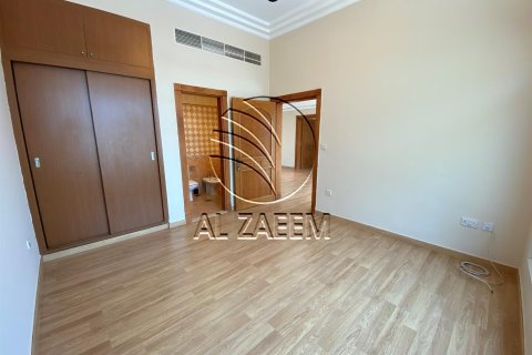 4 bedrooms Villa in Marina Village, UAE No. 91330 18