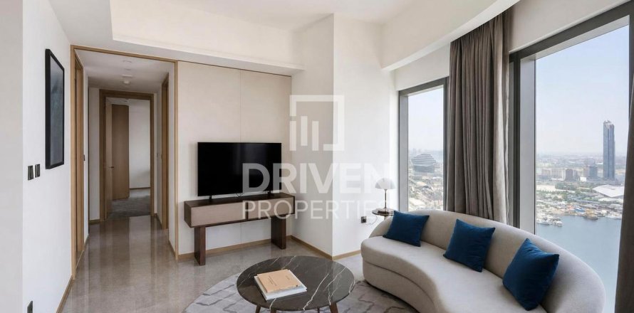 Appartement de 2 chambres à Address Harbour Point, UAE No. 201412