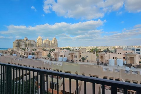 2 bedrooms Apartment in Ras Al Khaimah, UAE No. 184252 4