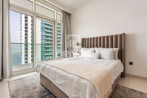 2 bedrooms Apartment in EMAAR Beachfront, UAE No. 192927 5