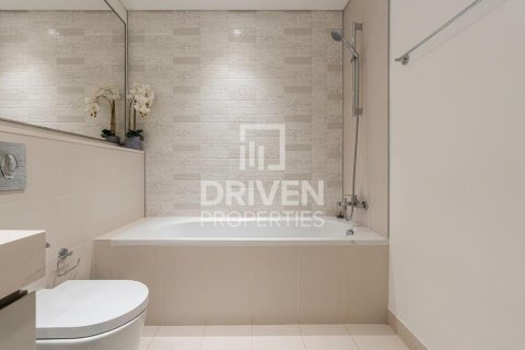 2 bedrooms Apartment in EMAAR Beachfront, UAE No. 192927 18