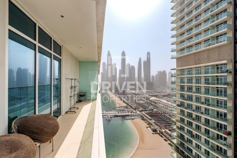 2 bedrooms Apartment in EMAAR Beachfront, UAE No. 192927 23