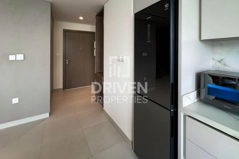 1 bedroom Apartment in EMAAR Beachfront, UAE No. 192931 15