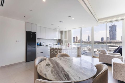 1 bedroom Apartment in EMAAR Beachfront, UAE No. 192931 9