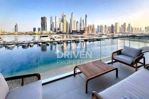 1 bedroom Apartment in EMAAR Beachfront, UAE No. 192931 4