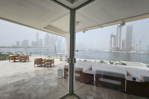 4 bedrooms Apartment in FIVE Palm Jumeirah, UAE No. 33178 1