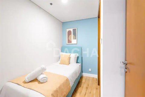 Apartment de 3 dormitorios en Shams 1, UAE No. 25656 8