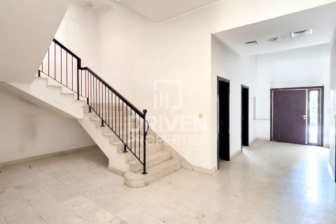 Вилла с 5 спальнями в The Villa, ОАЭ №191847 6