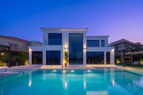 Villa de 5 chambres à Jumeirah Islands, UAE No. 208901
