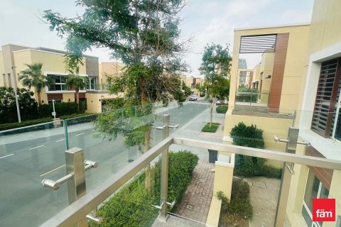 4 غرف نوم فيلا في البرشاء, الإمارات العربية المتحدة رقم 149396 24